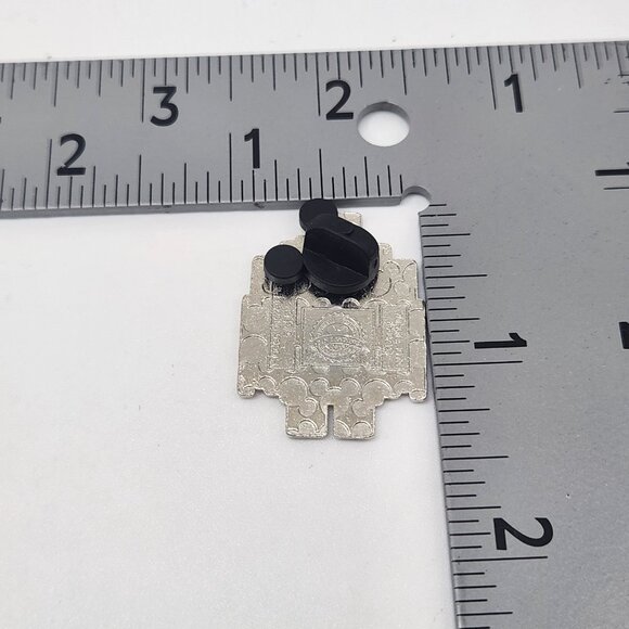 Disney Pin Big Hero 6 8-Bit Baymax Character Hidden Mickey 5 Of 6 2019 - Picture 3 of 3